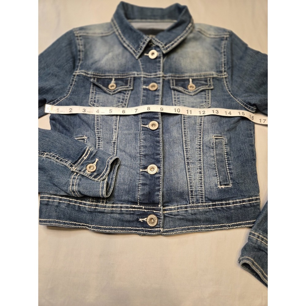 Maurices Thick Stich Cropped Denim Jacket Small Button Up Blue Pockets Preppy - Picture 2 of 7